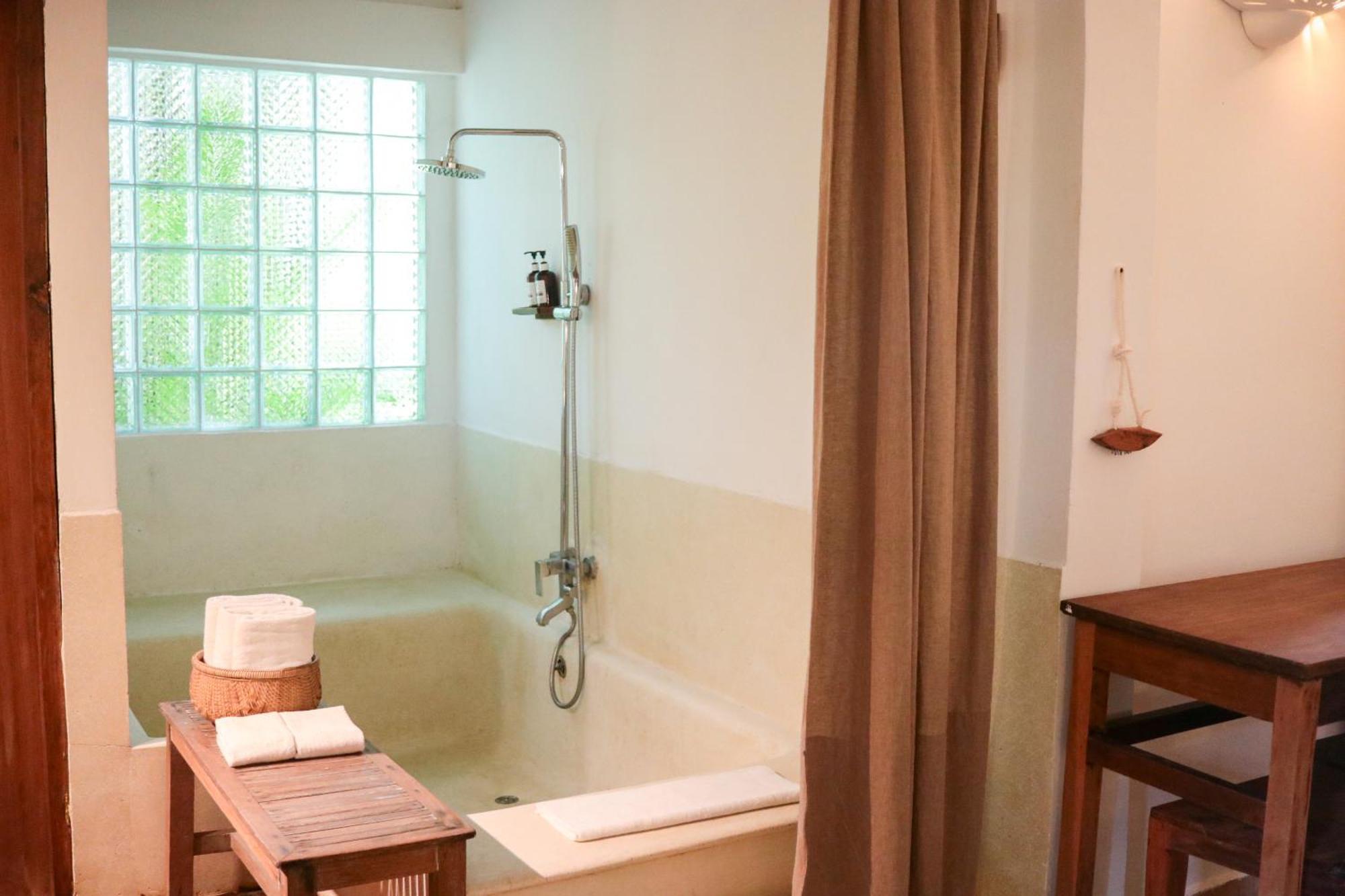 Kâmpóng Thum Sambor Village Hotel מראה חיצוני תמונה
